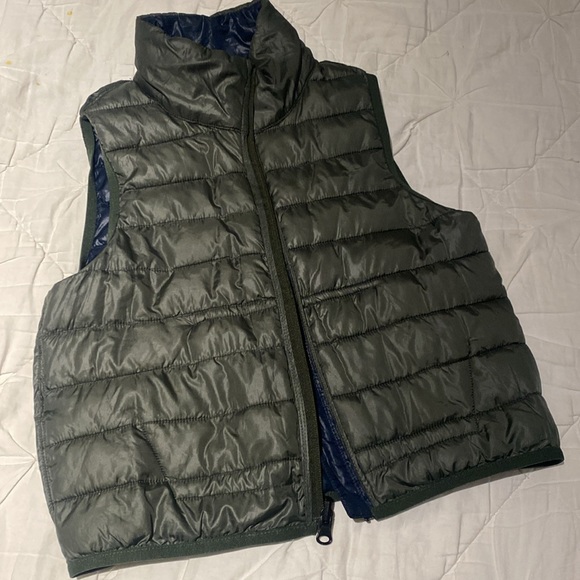 Ikks boy’s vest very soft and light - Picture 6 of 7